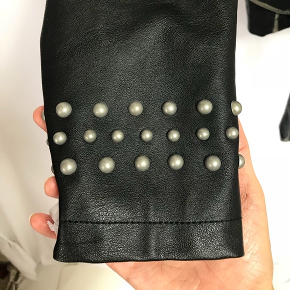 Rare Zara Faux Leather Jacket detachable hoodie - Picture 4 of 6